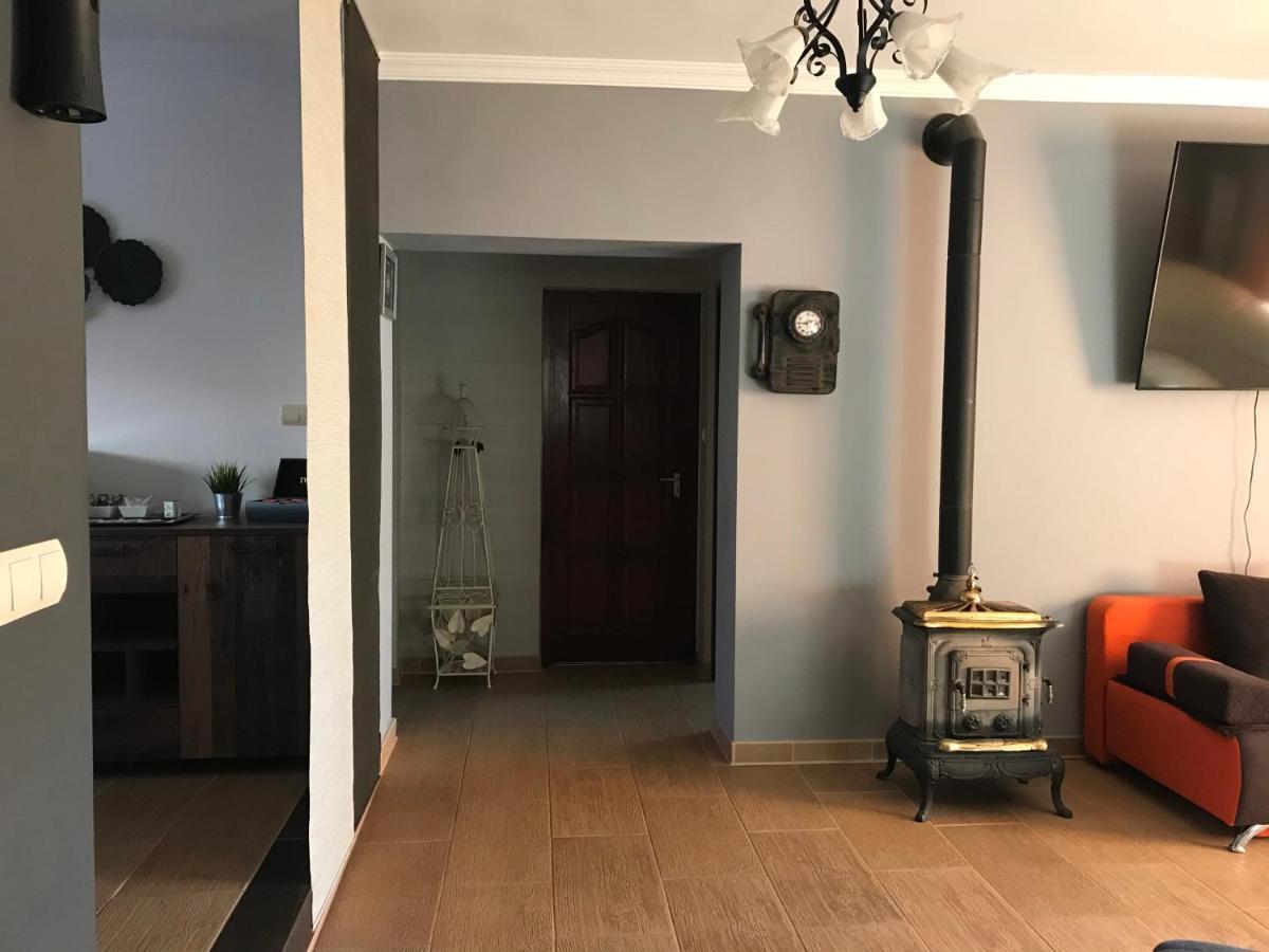 Eden Apartman Algyo Exteriér fotografie