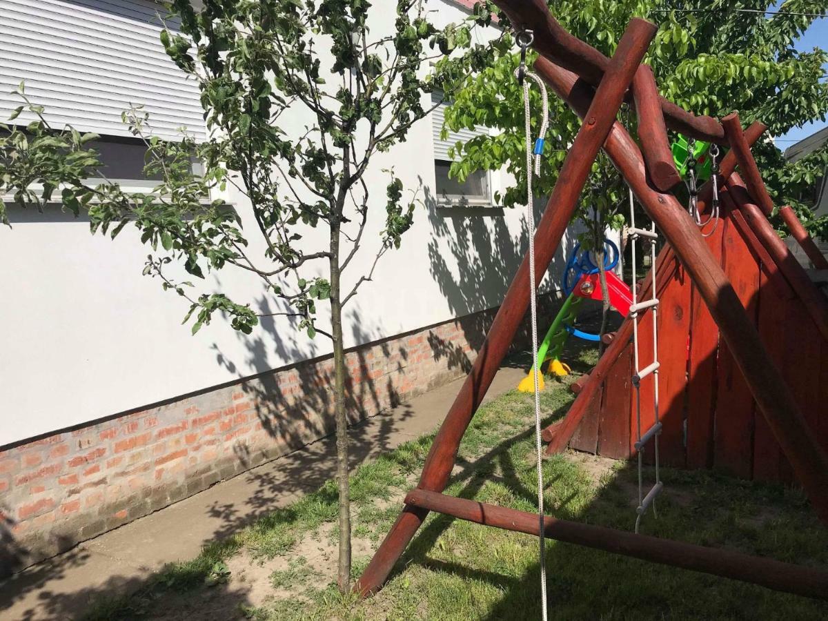 Eden Apartman Algyo Exteriér fotografie